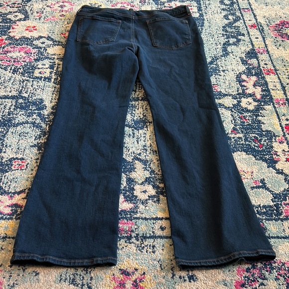 Chico’s High-Rise Slim Boot-Cut Jeans, Indigo, 2R 12 regular - Picture 9 of 9